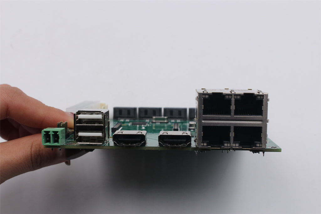 Interceptor Carrier Board v2.0, product image