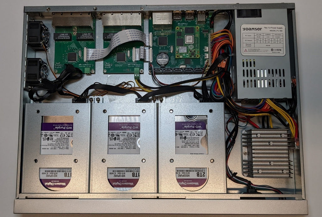 Interceptor 3HDD 1U Case, photo 2